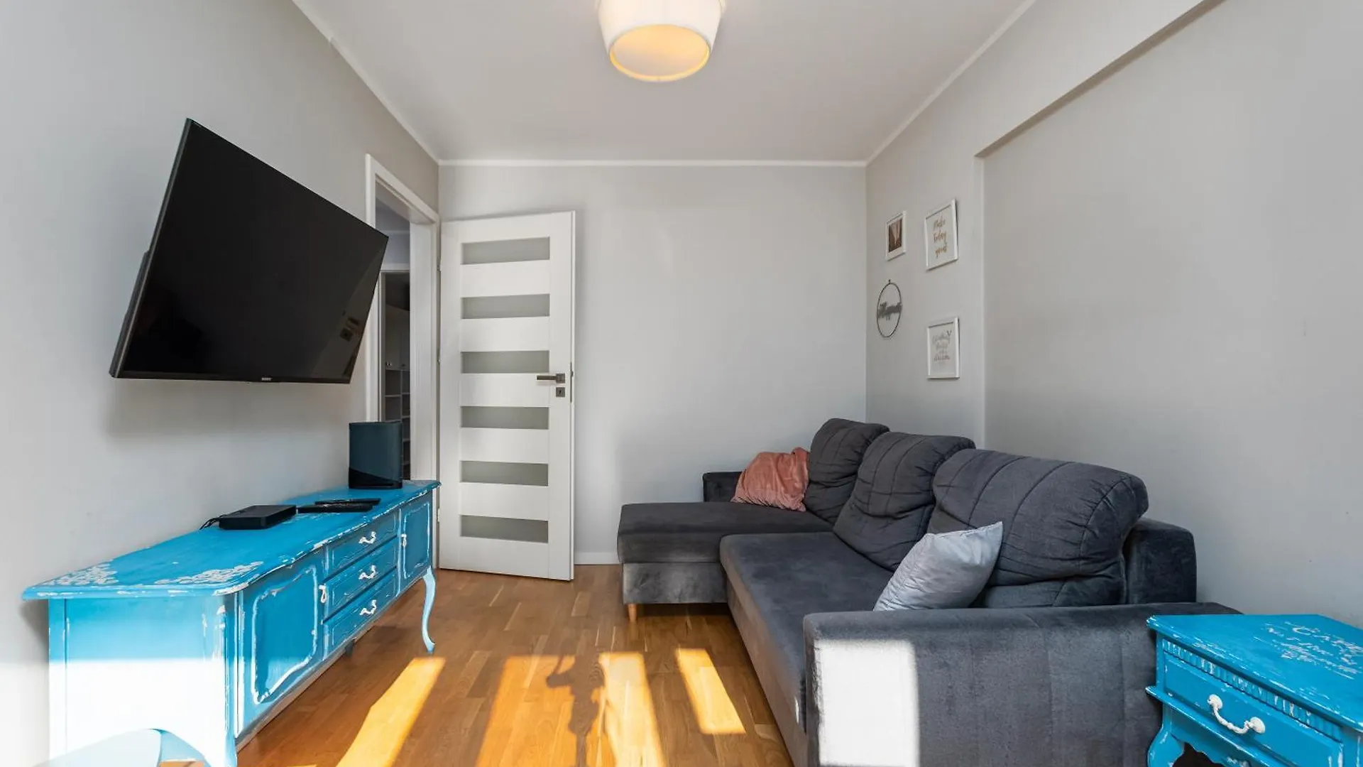Aleja Jana Pawla II 65 By Homeprime Warsaw Poland