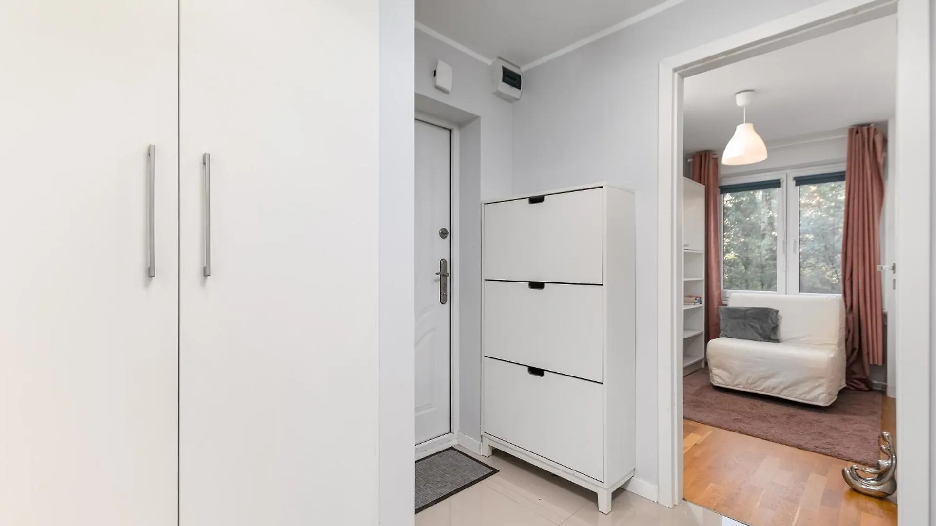 Aleja Jana Pawla II 65 By Homeprime Warsaw Apartment